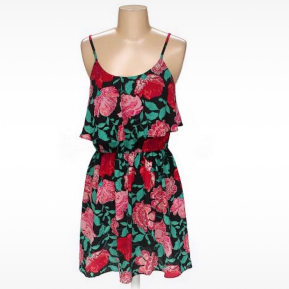 ❌️SOLD❌️Elle floral dresses